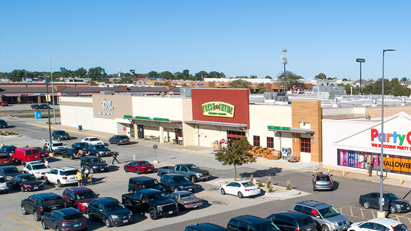 403 N Veterans Pkwy, Bloomington, IL for sale - Primary Photo - Image 1 of 1