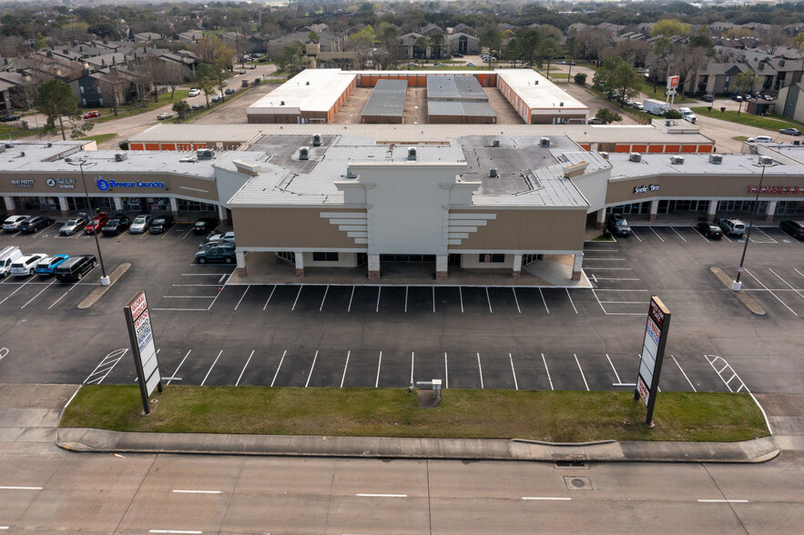 13711 Westheimer Rd, Houston, TX for sale - Primary Photo - Image 1 of 12