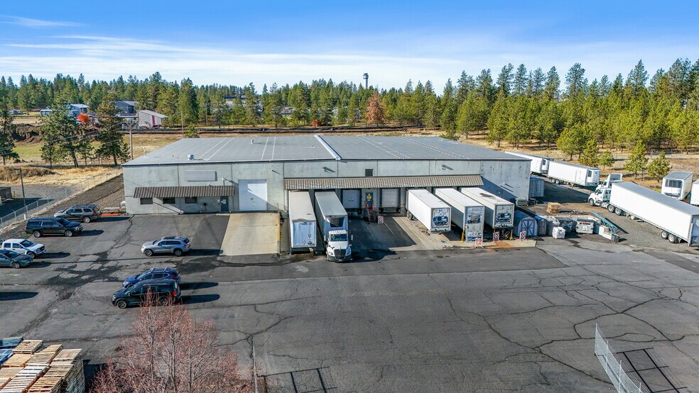 4616 S Ben Franklin Ln, Spokane, WA for sale - Building Photo - Image 2 of 4