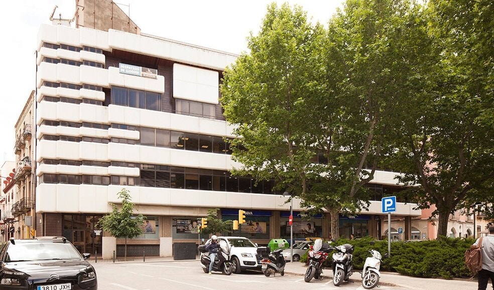 Plaça de la Palmera, 6, Figueres, Gerona for lease - Building Photo - Image 1 of 6