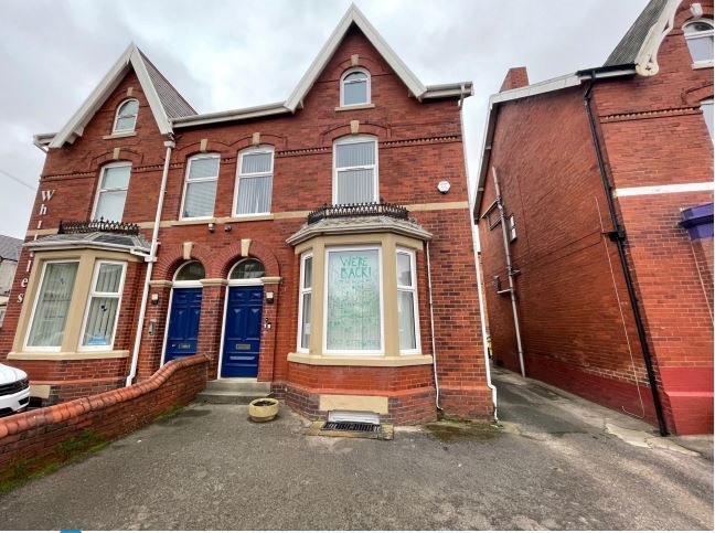 3 Richmond Rd, Lytham St Annes for sale - Building Photo - Image 1 of 1