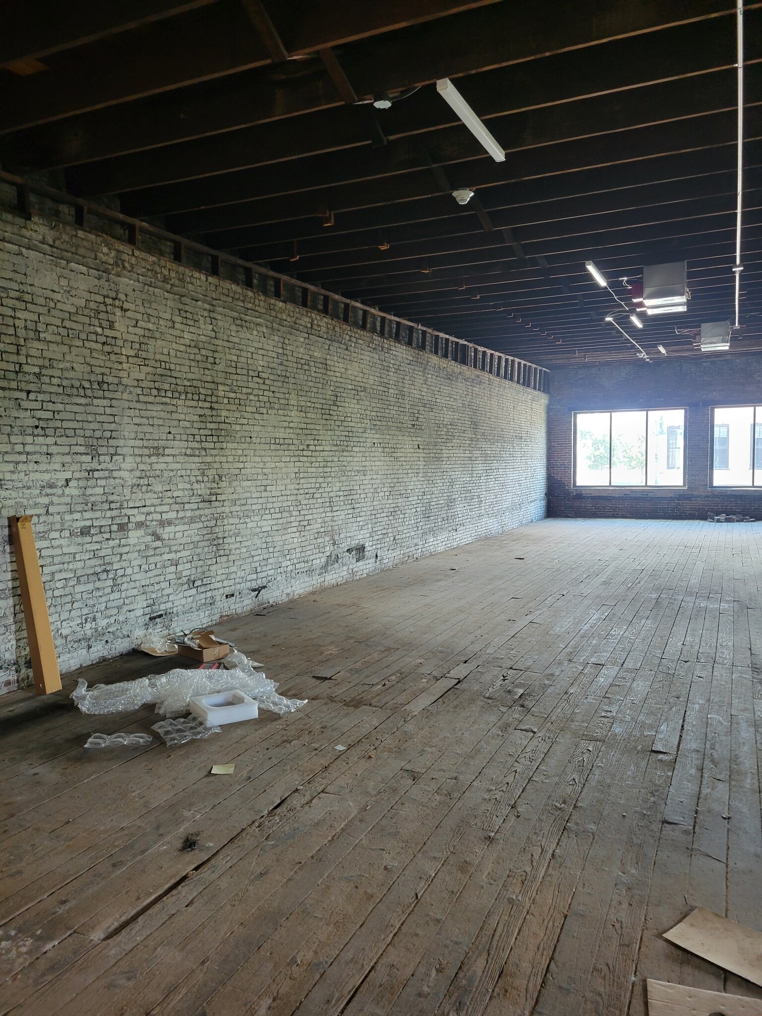 372 S Main St, Memphis, TN for sale Interior Photo- Image 1 of 4