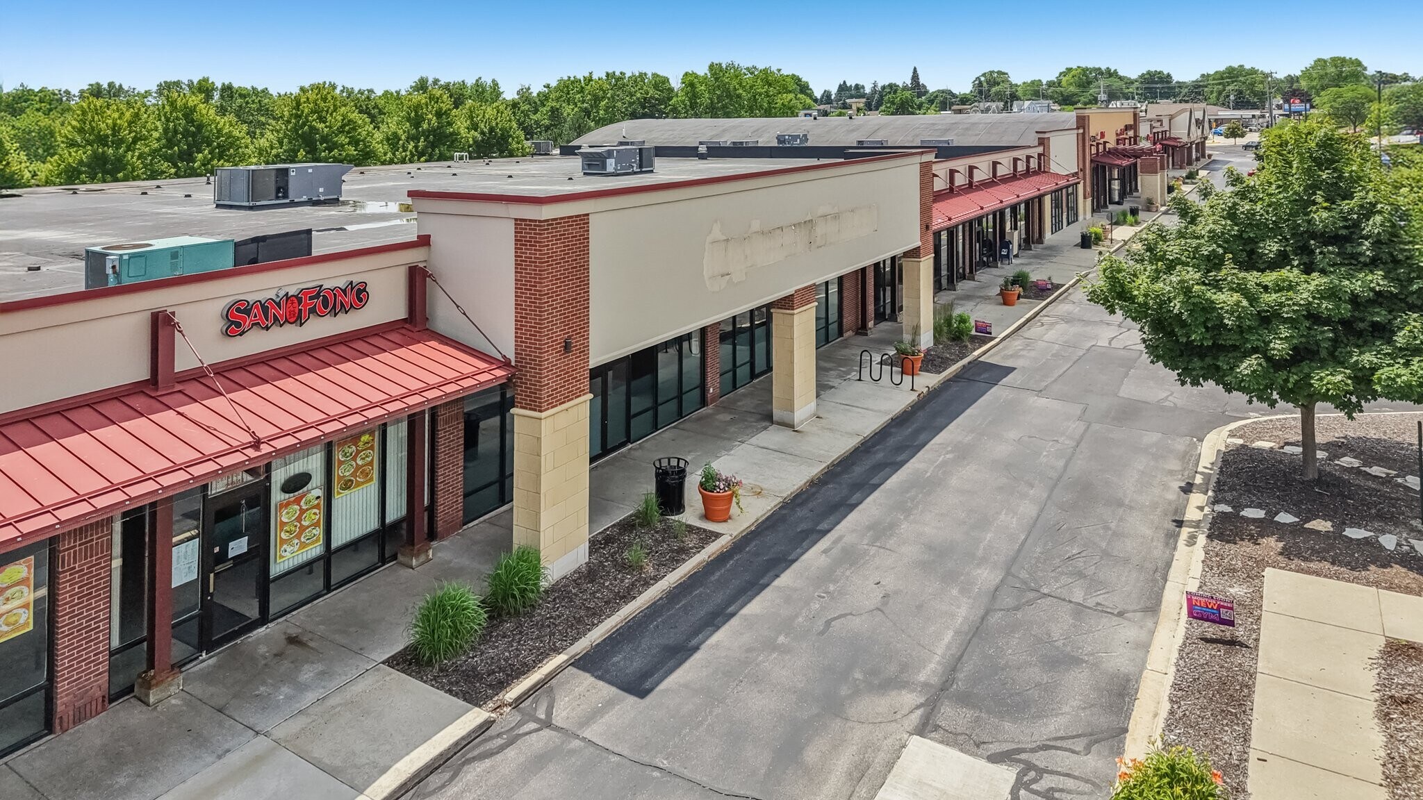 2815-2929 S Chicago Ave, South Milwaukee, WI for lease Building Photo- Image 1 of 13