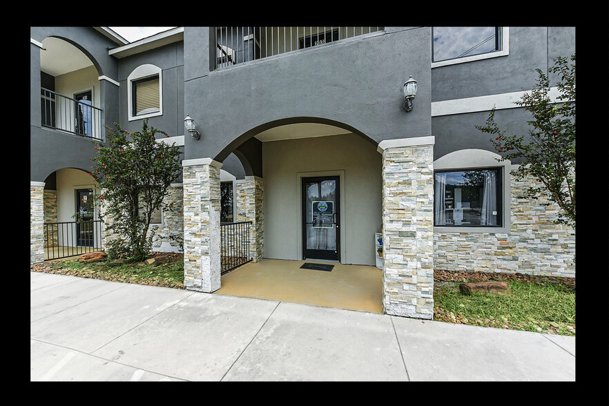 20550 Townsen Blvd, Humble, TX for lease - Building Photo - Image 3 of 8