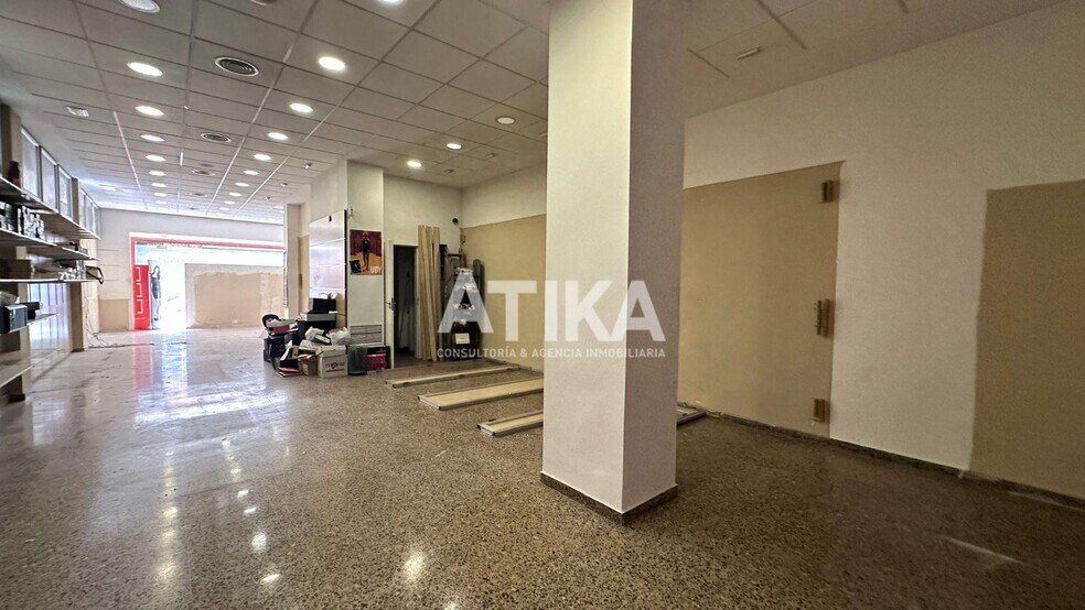 Retail in Ontinyent for lease - Building Photo - Image 1 of 10