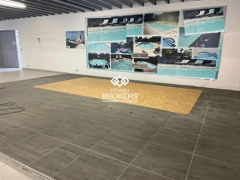 Industrial in SAINT-OUEN-L'AUMONE for sale - Building Photo - Image 2 of 19