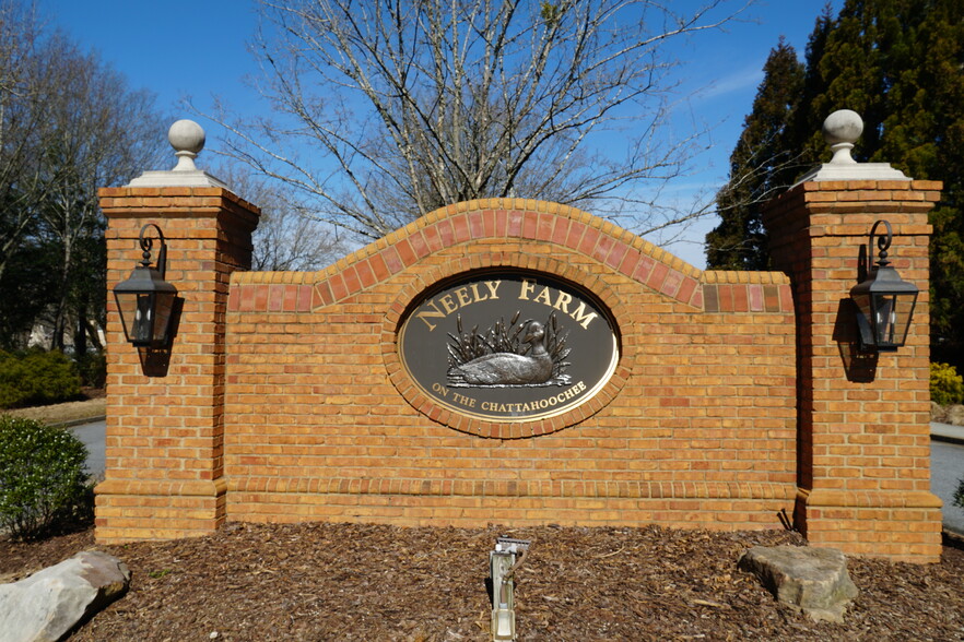 Hawk Run, Norcross, GA for sale - Primary Photo - Image 2 of 23