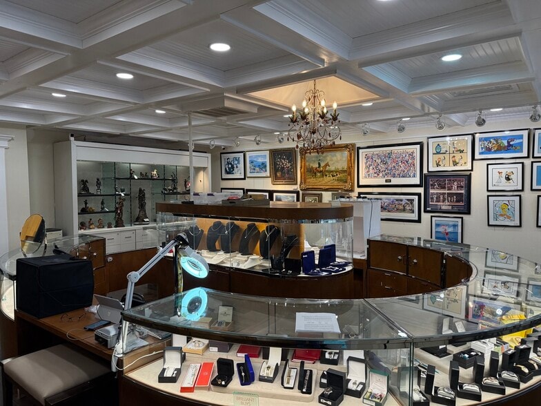 3816-3820 Grand Blvd, New Port Richey, FL for lease - Building Photo - Image 3 of 12