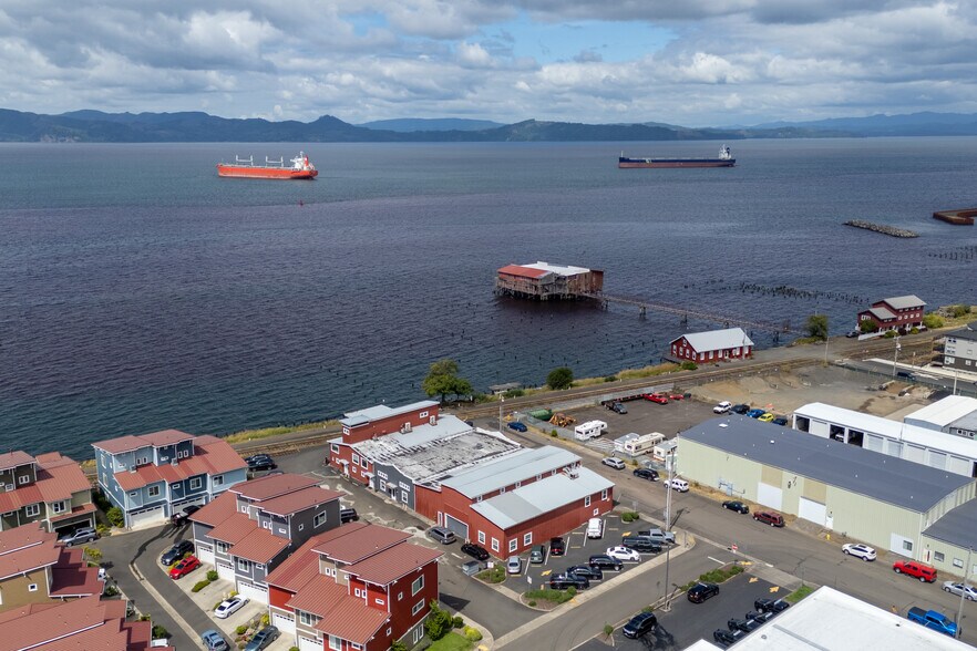 441-433 30th St, Astoria, OR for lease - Building Photo - Image 2 of 31