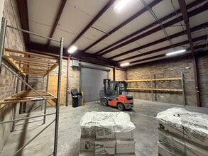 930 Park Ave, Youngsville, NC for lease Interior Photo- Image 1 of 6