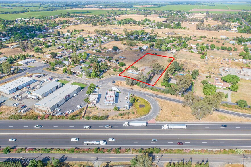 25655 N State Highway 99, Acampo, CA for sale - Primary Photo - Image 1 of 1