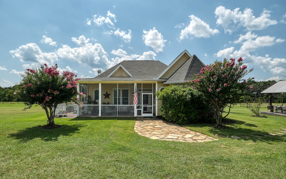 535 Scroggins Ln, Waller, TX for sale - Building Photo - Image 3 of 48