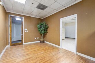 3190 Northeast Expy, Chamblee, GA for lease Interior Photo- Image 2 of 19