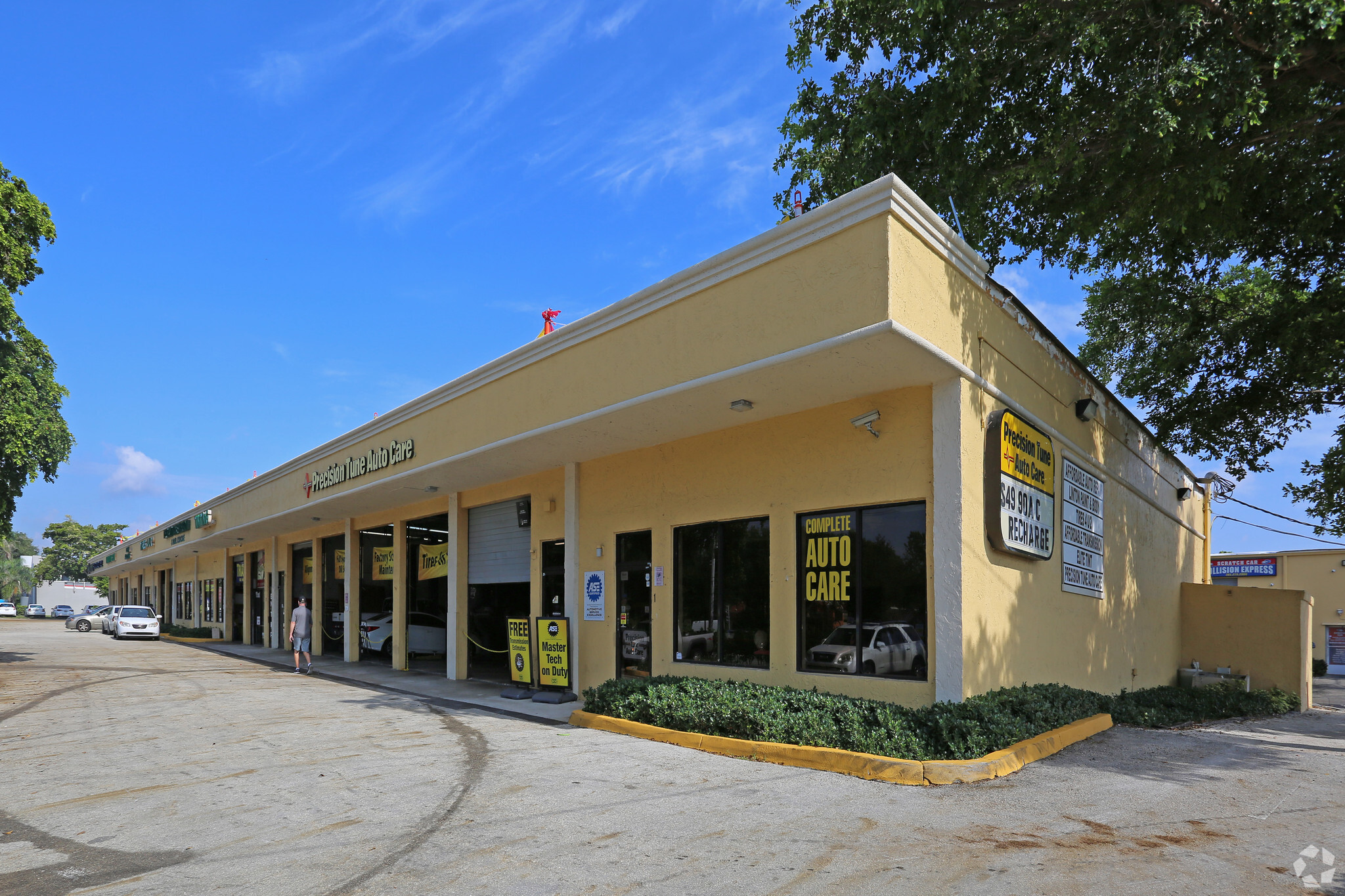 1 W Linton Blvd, Delray Beach, FL for lease Primary Photo- Image 1 of 16