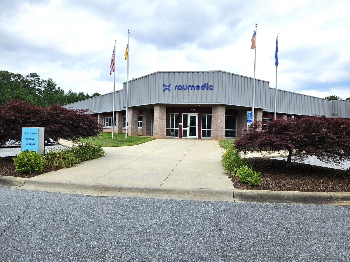 220 Continuum Dr, Fletcher, NC 28732 Flex for Sale