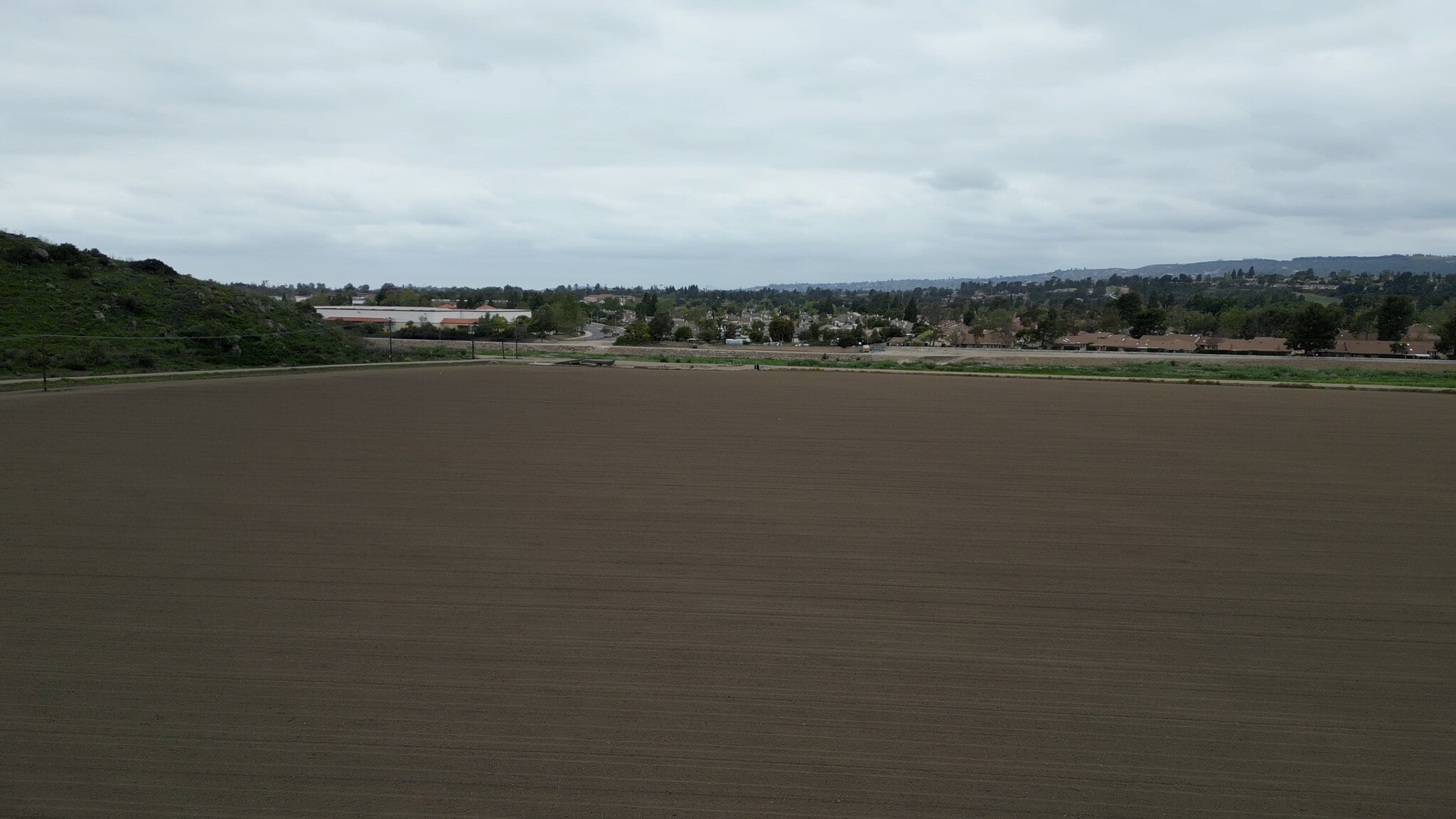 62+ Acres Calleguas Rd., Camarillo, CA for sale Primary Photo- Image 1 of 15
