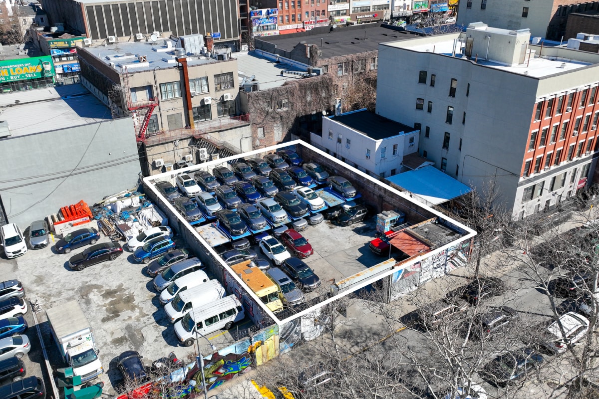 311 E 148th St, Bronx, NY for sale Aerial- Image 1 of 2