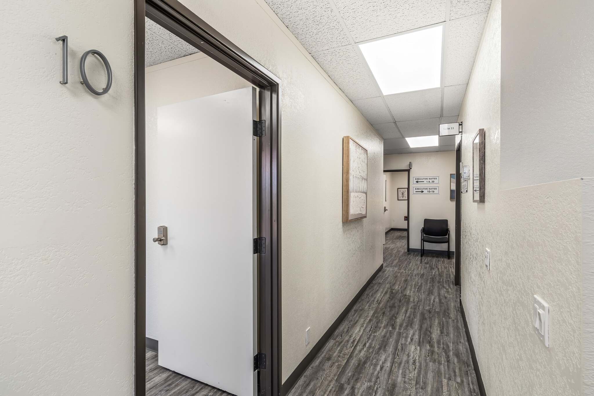 2825 E Tahquitz Canyon Way, Palm Springs, CA for lease Other- Image 1 of 2