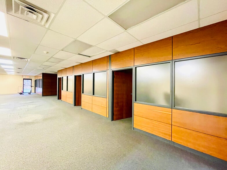 510-550 Seco Rd, Monroeville, PA for lease - Interior Photo - Image 3 of 5