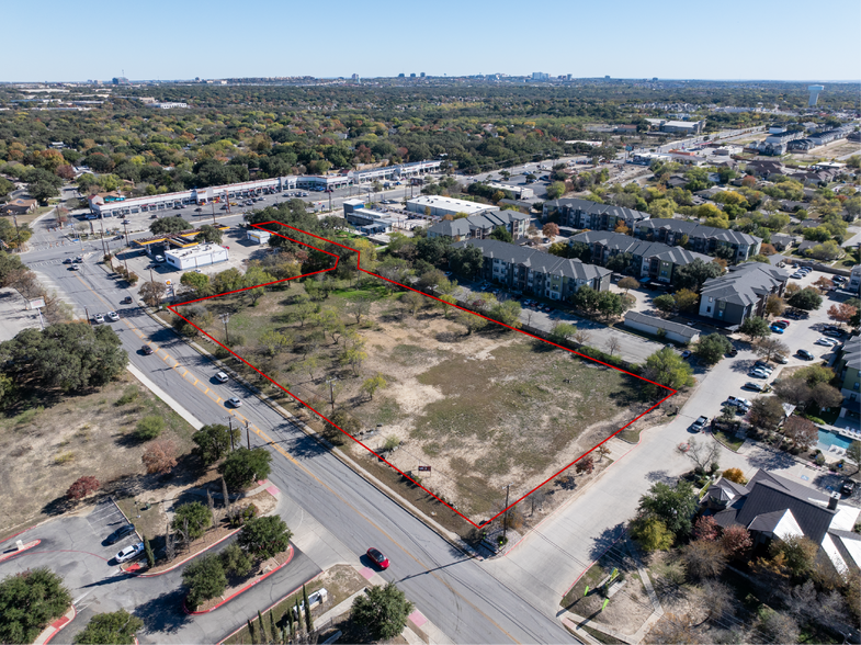 2.68 acres on Babcock rd, San Antonio, TX for sale - Building Photo - Image 2 of 17