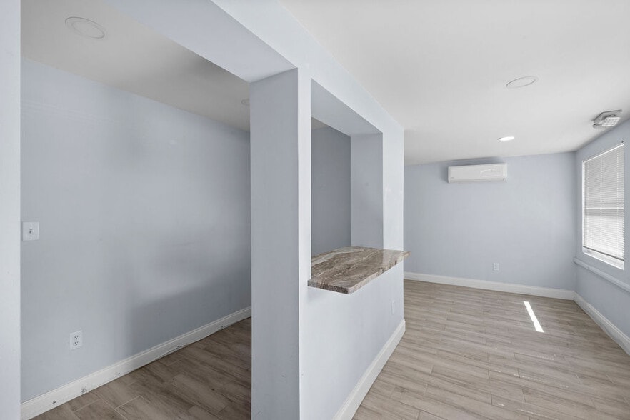 900 SW Martin Downs Blvd, Palm City, FL for lease - Building Photo - Image 3 of 20