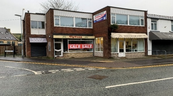 796A Edenfield Radl, Rochdale for sale Building Photo- Image 1 of 1