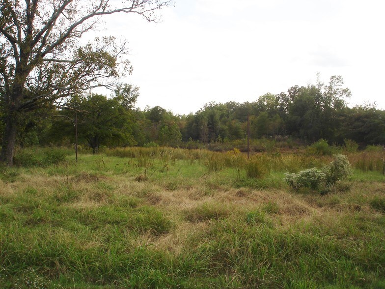 2605 Fm 79, Paris, TX 75462