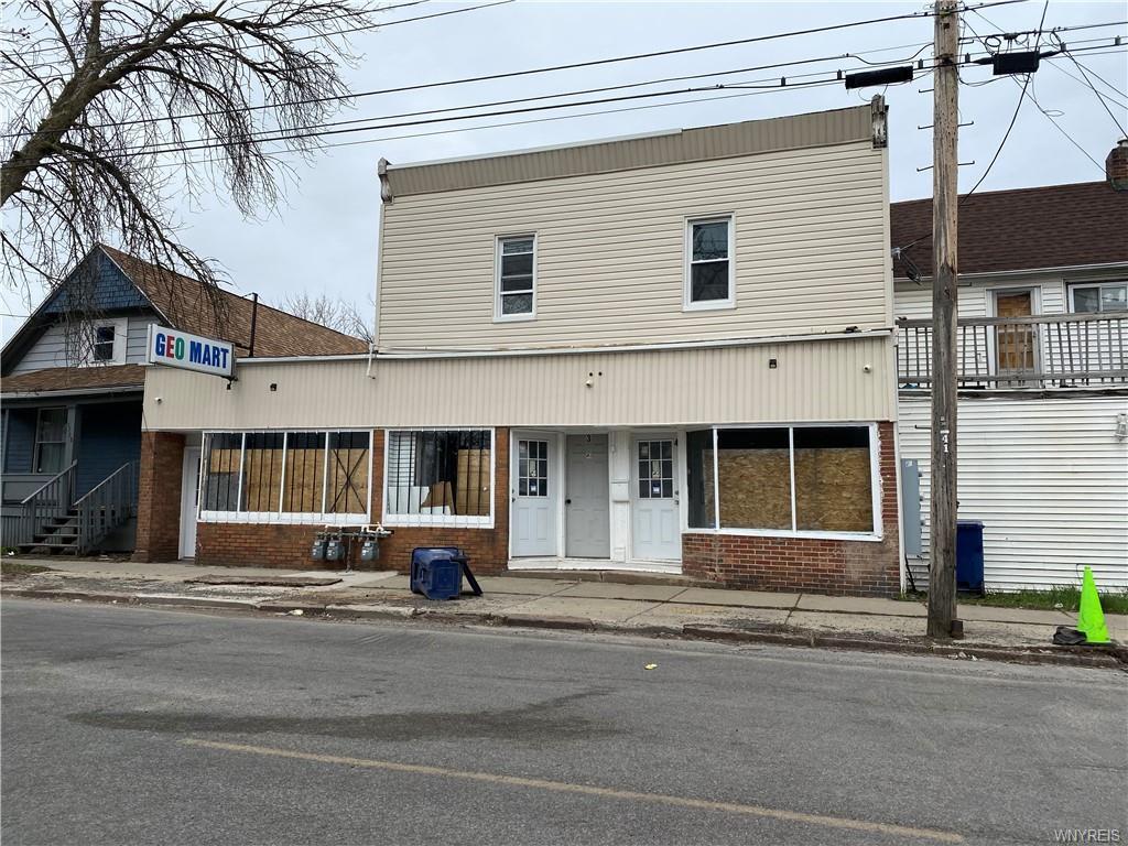 1734 Pierce Ave, Niagara Falls, NY 14301