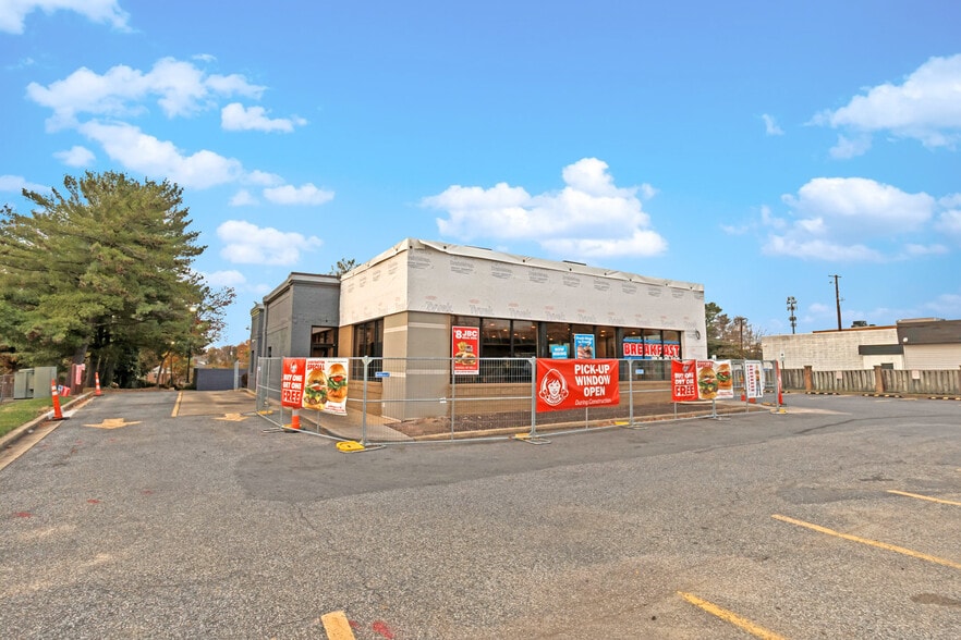 6335 Allentown Rd, Temple Hills, MD for sale - Building Photo - Image 3 of 6