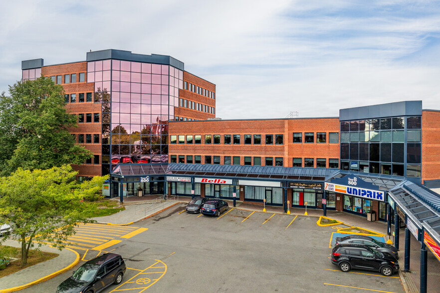 800 Boul Chomedey, Laval QC - Commercial Real Estate