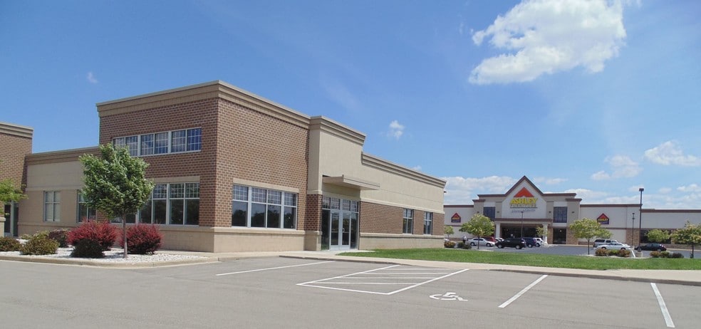 2363 Holmgren Way, Green Bay, WI for lease - Primary Photo - Image 3 of 19