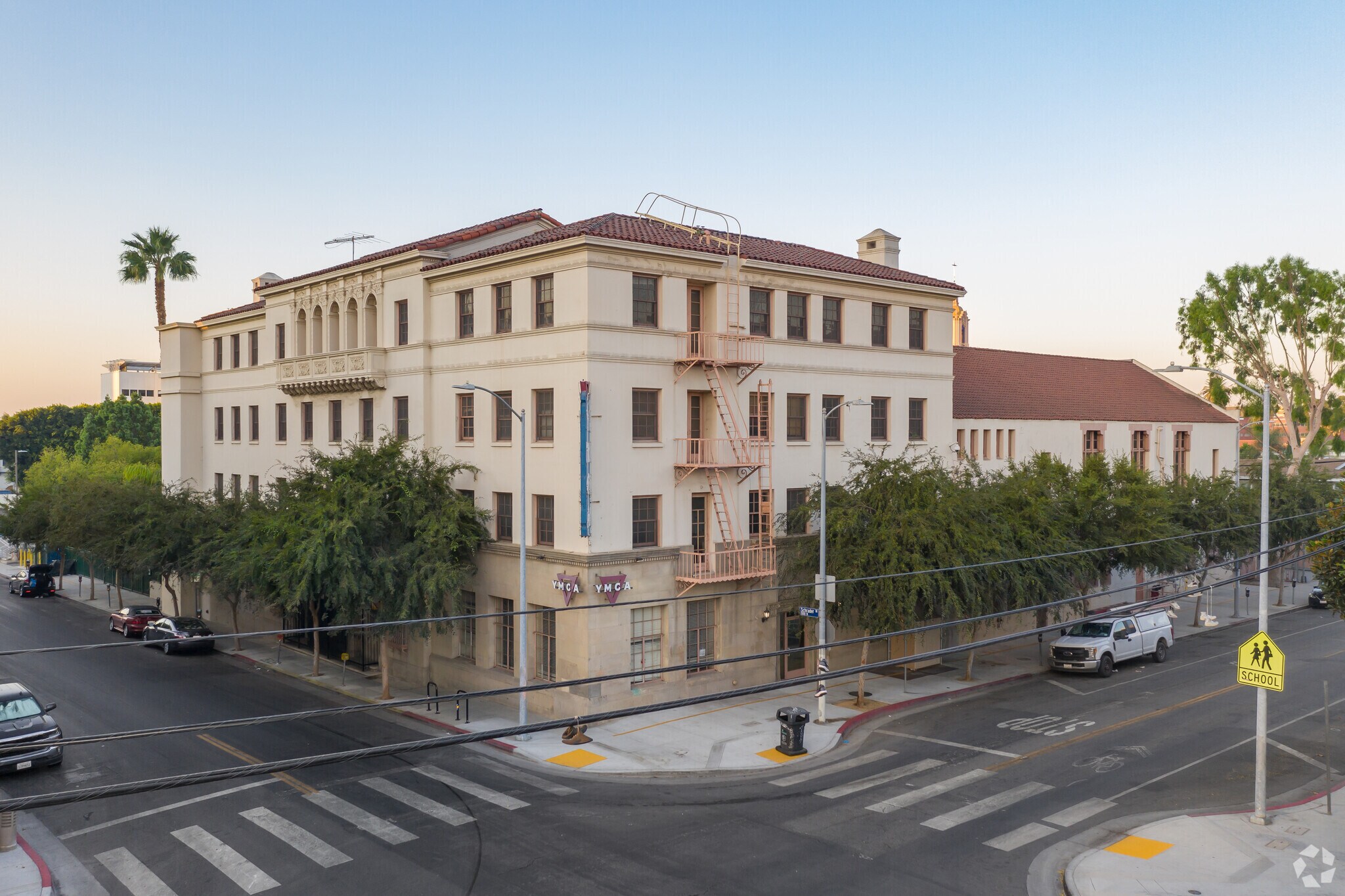 6560-6600 Selma Ave, Los Angeles, CA for lease Primary Photo- Image 1 of 3