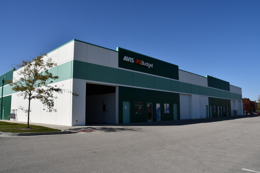 300 Gregory Ct, Shorewood, IL for sale - Building Photo - Image 1 of 9