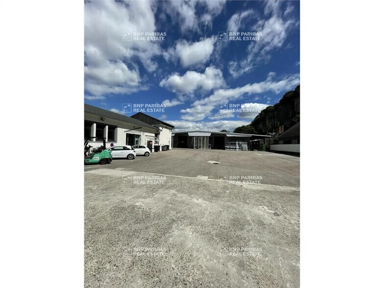 9 Rue Pierre Sémard, Fontaine for sale - Building Photo - Image 2 of 9