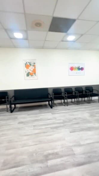 7108 N Nebraska Ave, Tampa, FL for sale - Commercial Listing Video - Image 2 of 7