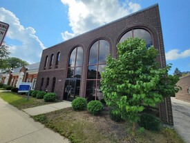 800 Busse Hwy, Park Ridge IL - Day Care Center