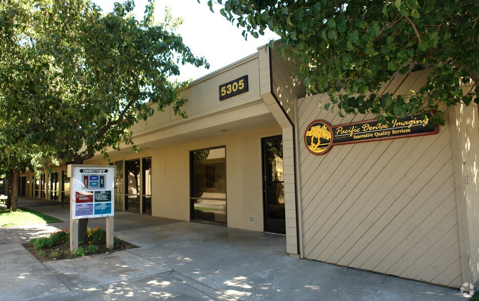 5305 1 N Fresno St Fresno Ca 93710 Property Record Loopnet Com