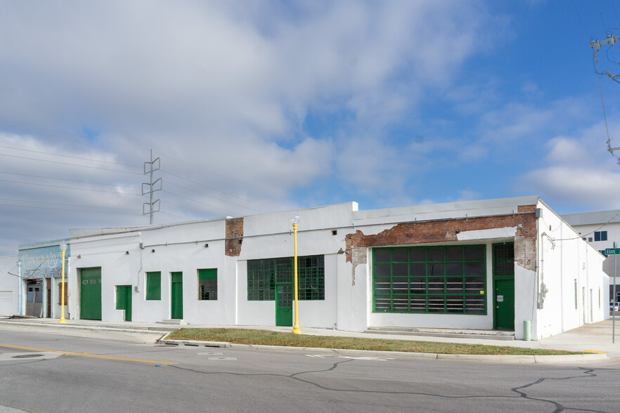 201 Elm Ave, Waco, TX for lease - Building Photo - Image 1 of 7