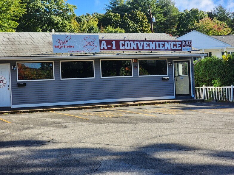 562 Cass Ave, Woonsocket, RI for sale - Building Photo - Image 1 of 1