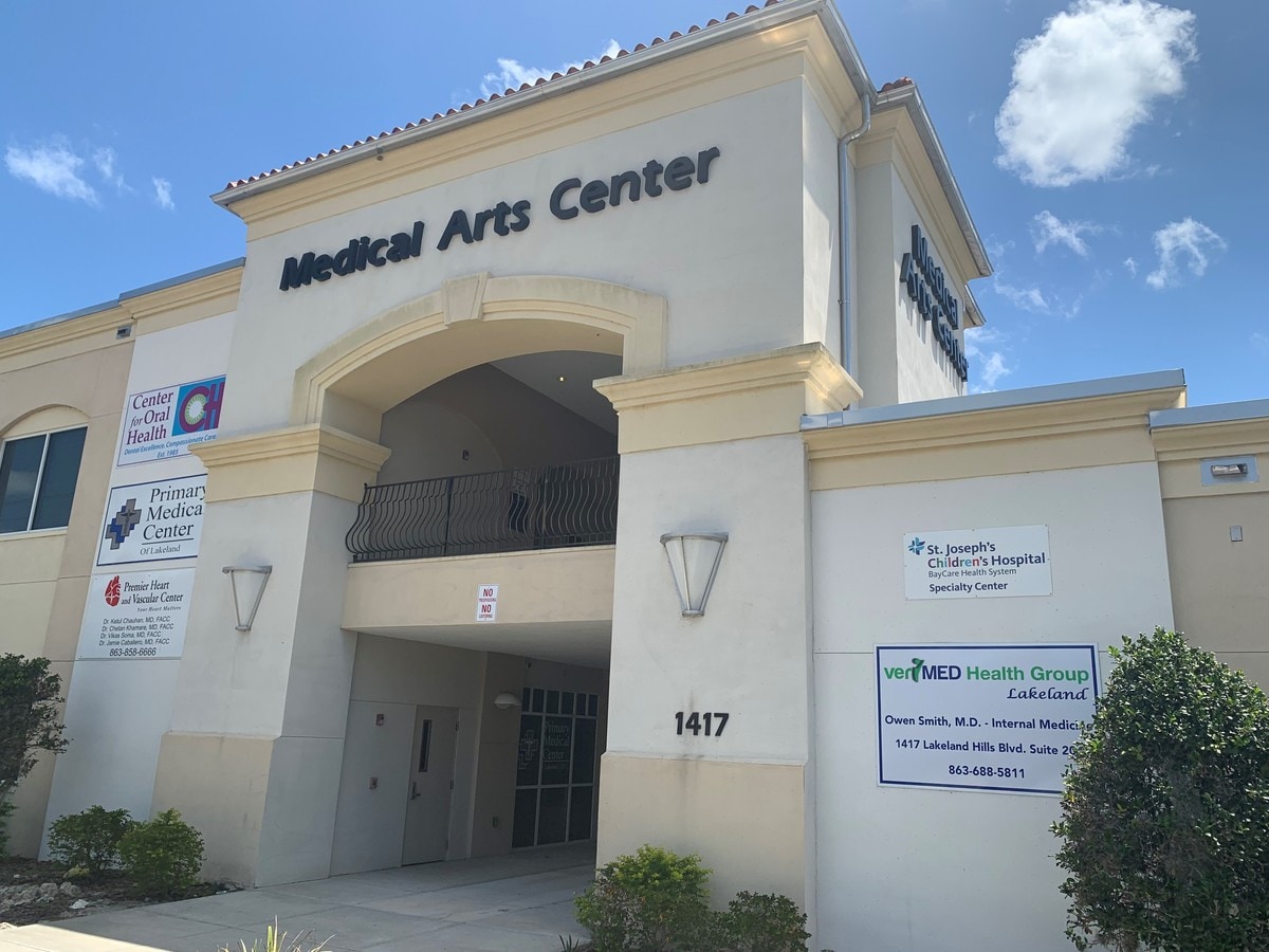 1417 Lakeland Hills Blvd, Lakeland, FL 33805