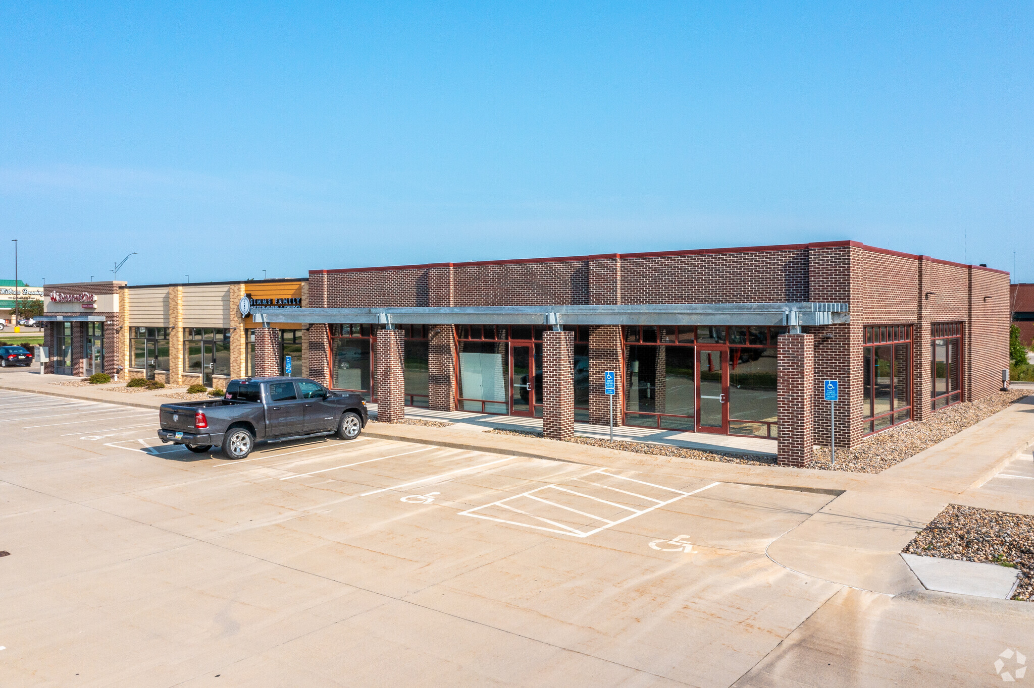 1875 N Ankeny Blvd, Ankeny, IA for sale Building Photo- Image 1 of 1