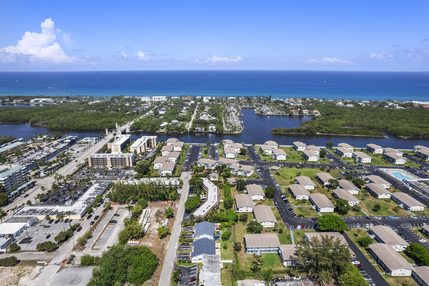 640 SE 2nd Ave, Boynton Beach, FL for sale - Building Photo - Image 2 of 44