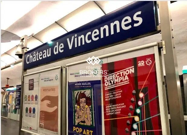 Office in Vincennes for lease - Building Photo - Image 3 of 9