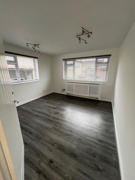 Chapel Ln, Warrington for lease - Building Photo - Image 3 of 5