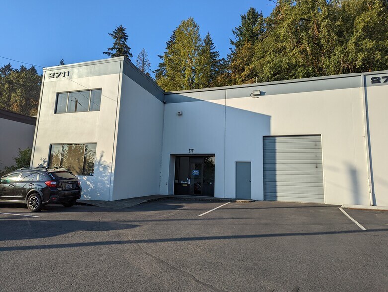 27112719 NW Saint Helens Rd, Portland, OR 97210