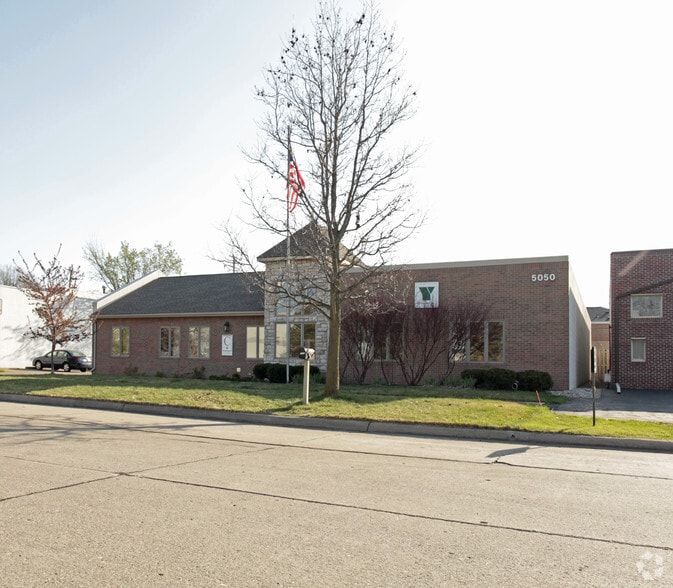 5050 Leafdale Blvd, Royal Oak, MI for lease - Building Photo - Image 2 of 2