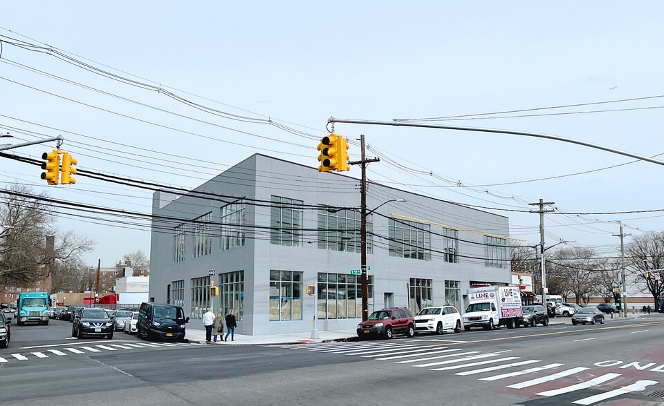5901 Flatlands Ave, Brooklyn, NY for lease - Building Photo - Image 2 of 6