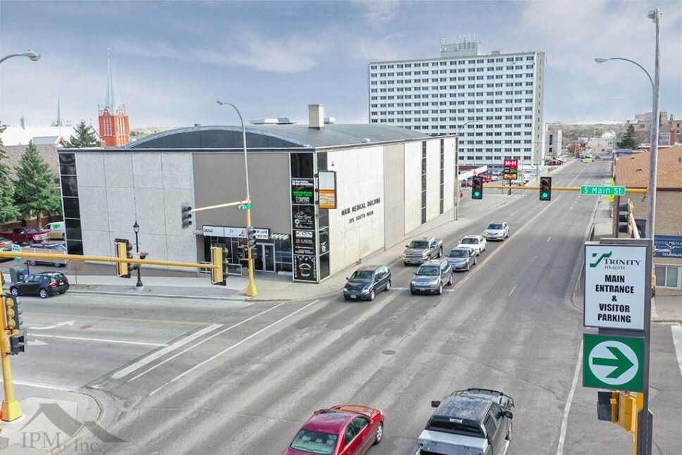 315 Main St S, Minot, ND 58701 Main Medical Building