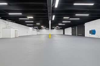 3501-3531 NW 19th St, Fort Lauderdale, FL for lease Interior Photo- Image 2 of 12