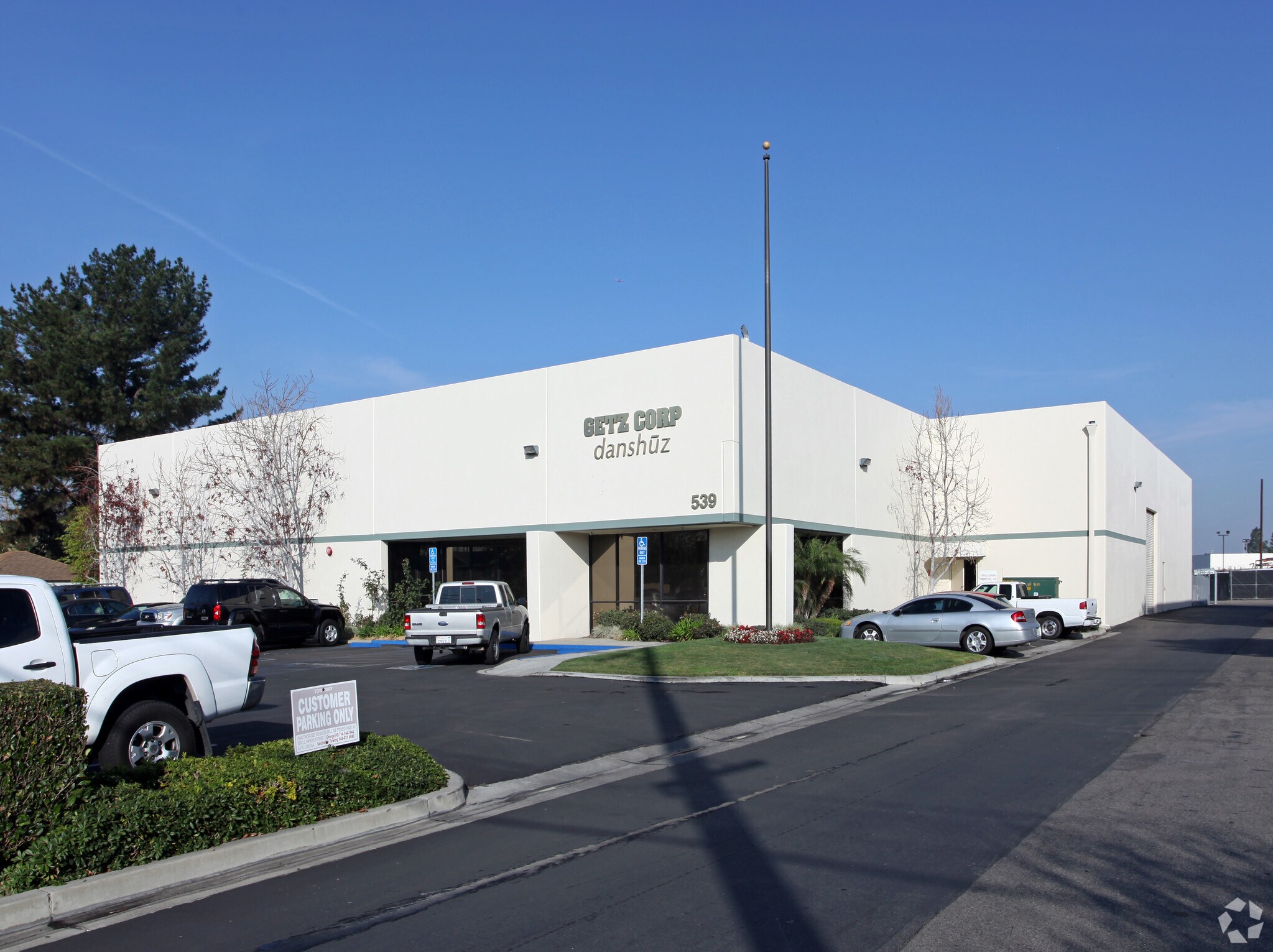 539 W Walnut Ave, Orange, CA for sale Primary Photo- Image 1 of 1